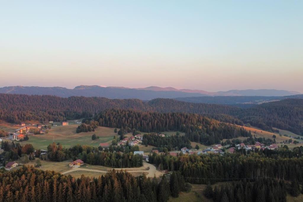 Chic & Champetre Au Coeur Du Haut-Jura Lamoura Exteriér fotografie